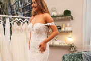 Невеста купила подержанное платье и обнаружила в нем тайное послание: Явления: Ценности: Lenta.ru